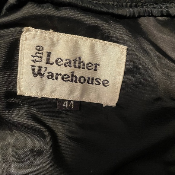 Leather jacket - Picture 3 of 4